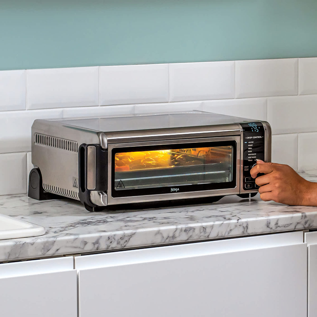 Mini Four Ninja Foodi 8 En 1 Avec Air Fry Pizza Et Gratin Sp101eu