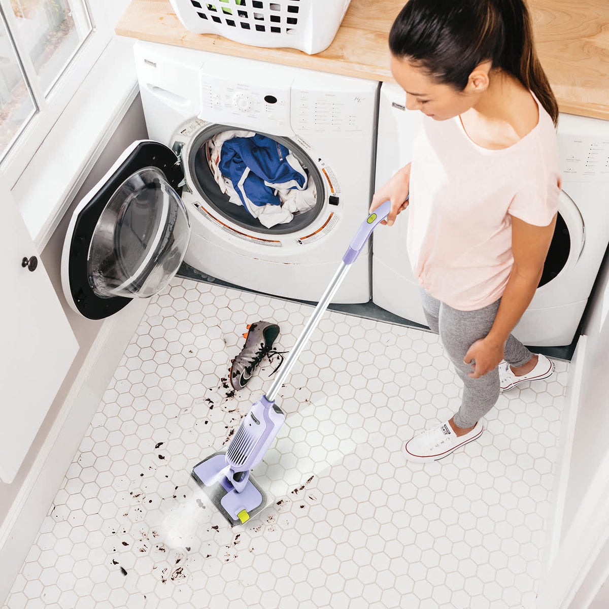 Balai laveur sans fil 2-en-1 Shark VacMop avec tampons jetables
